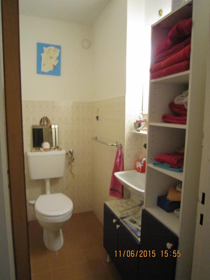 Schönes Zimmer in der City Basel Exterior foto