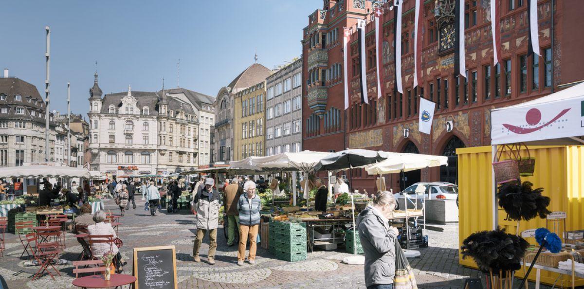 Schönes Zimmer in der City Basel Exterior foto